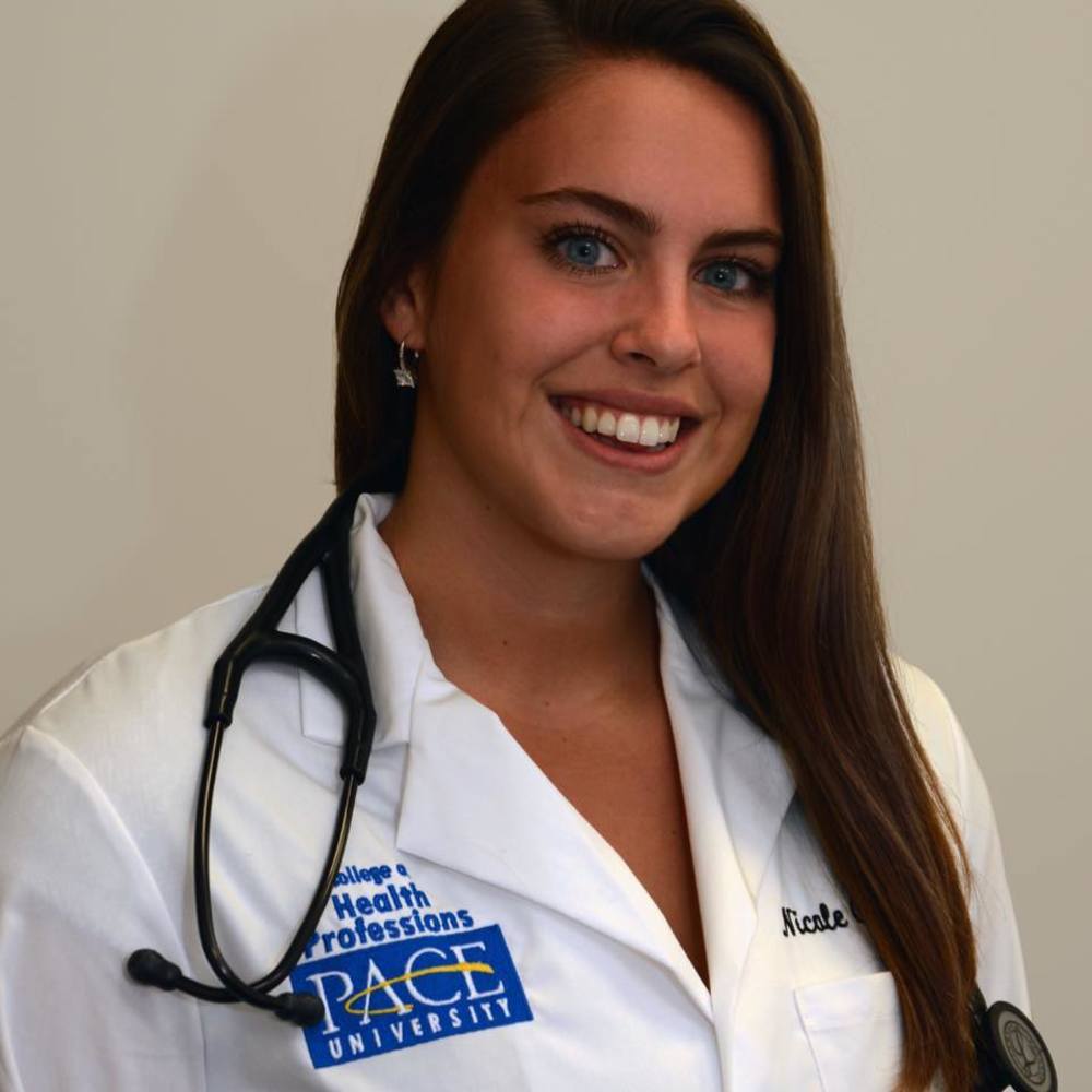 Meet your Posher, Nicole